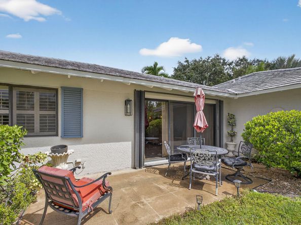 119 Club Drive, Palm Beach Gardens FL 33418