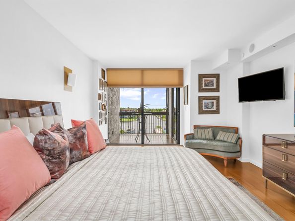1155 Hillsboro Mile 402, Hillsboro Beach FL 33062