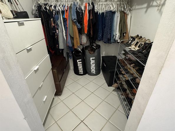 5961 N Falls Cir Drive 306, Lauderhill FL 33319