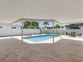 984 SW 7th St, Boca Raton FL 33486