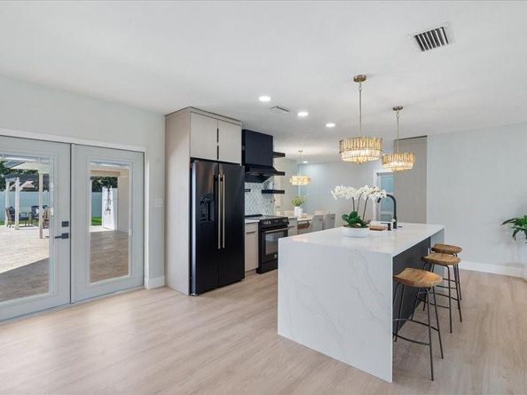 984 SW 7th St, Boca Raton FL 33486