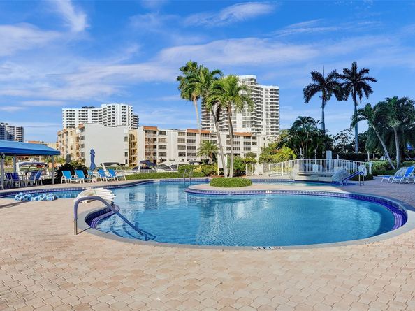 3530 Mystic Pointe Dr 2308, Aventura FL 33180