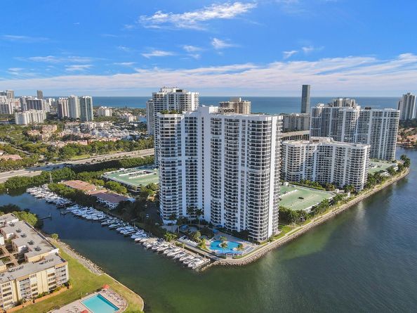 3530 Mystic Pointe Dr 2308, Aventura FL 33180
