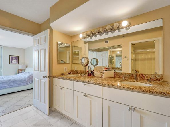3530 Mystic Pointe Dr 2308, Aventura FL 33180