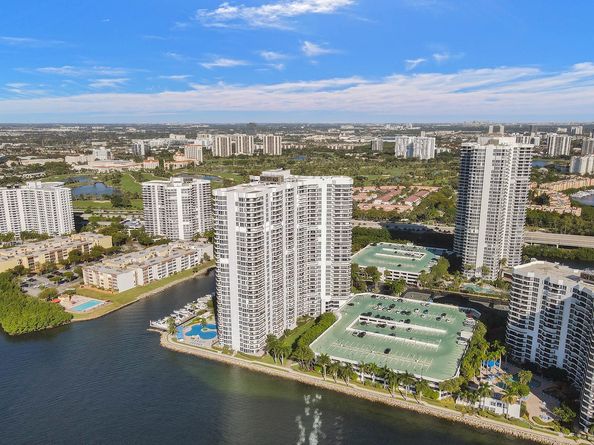3530 Mystic Pointe Dr 2308, Aventura FL 33180