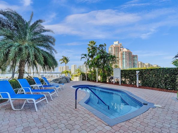3530 Mystic Pointe Dr 2308, Aventura FL 33180