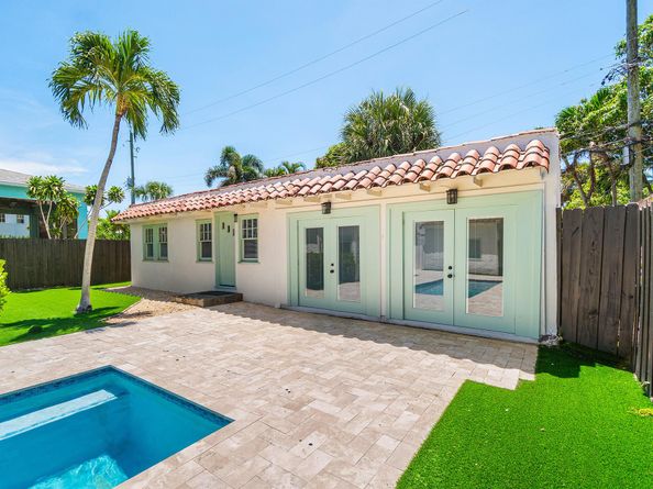 234 Greenwood Drive, West Palm Beach FL 33405