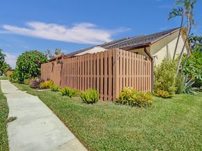 264 Springdale Circle, Palm Springs FL 33461