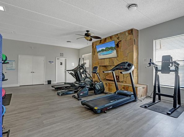 264 Springdale Circle, Palm Springs FL 33461