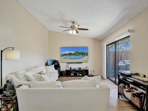 264 Springdale Circle, Palm Springs FL 33461