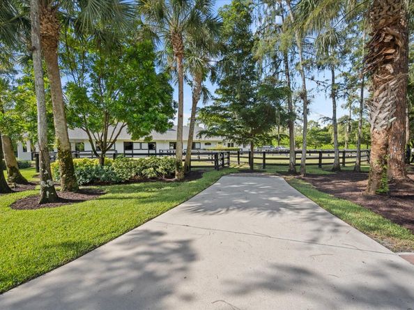 14711 Draft Horse Lane, Wellington FL 33414