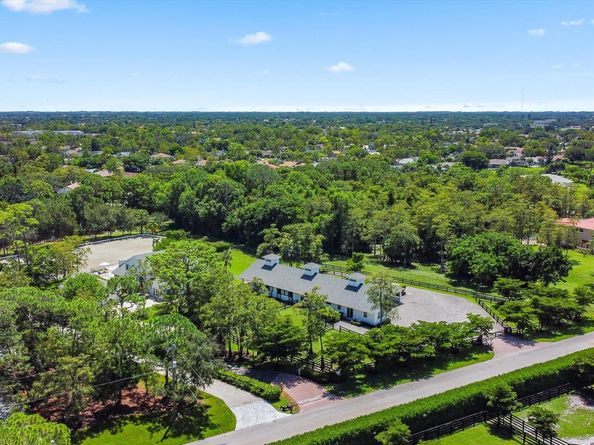 14711 Draft Horse Lane, Wellington FL 33414