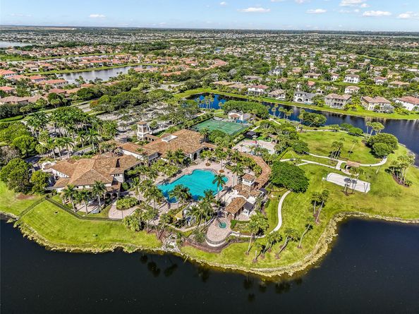 12430 NW 78TH Mnr, Parkland FL 33076
