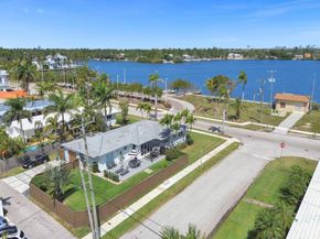 800 Polk St, Hollywood FL 33019