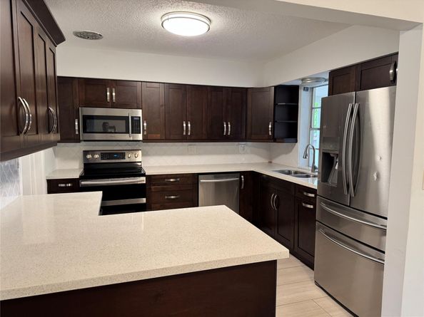 1401 N 31st Rd, Hollywood FL 33021
