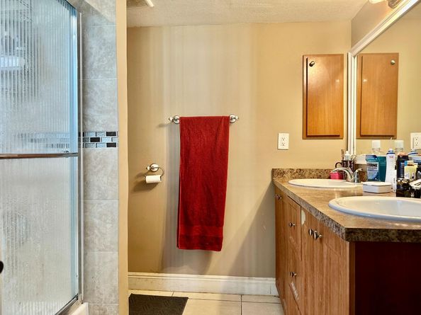 5985 Del Lago Cir 223, Sunrise FL 33313