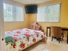 5985 Del Lago Cir 223, Sunrise FL 33313