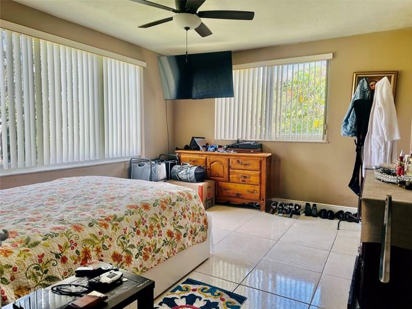 5985 Del Lago Cir 223, Sunrise FL 33313