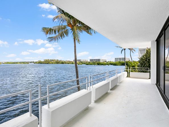 2150 Ibis Isle Road 7, Palm Beach FL 33480