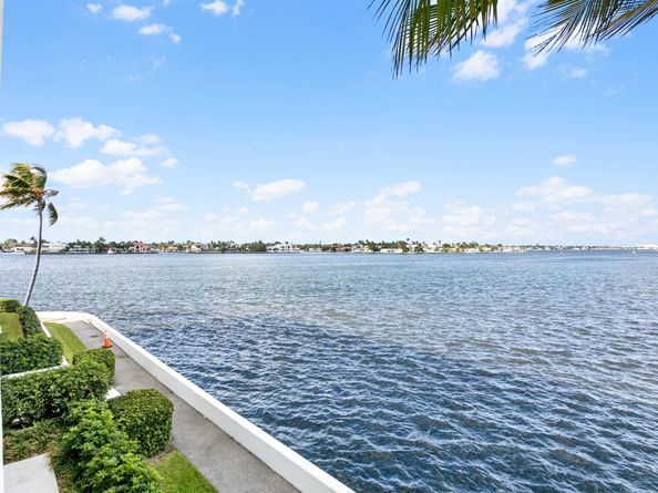 2150 Ibis Isle Road 7, Palm Beach FL 33480