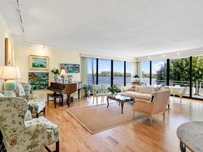 2150 Ibis Isle Road 7, Palm Beach FL 33480