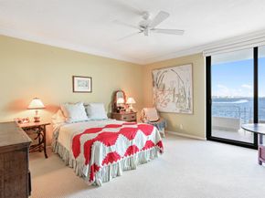 2150 Ibis Isle Road 7, Palm Beach FL 33480