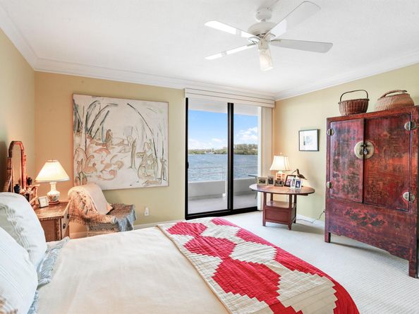 2150 Ibis Isle Road 7, Palm Beach FL 33480