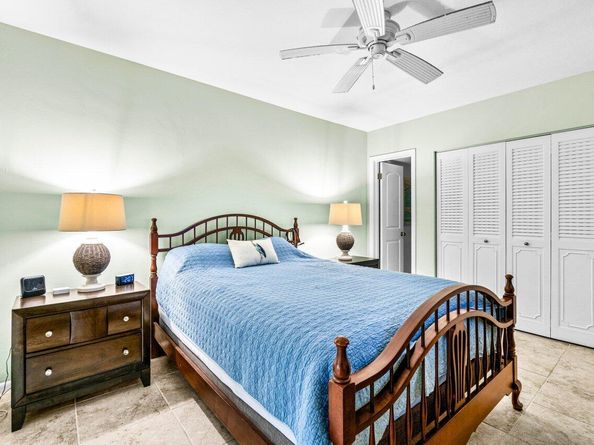 3240 Lake Osborne Drive 205, Lake Worth Beach FL 33461