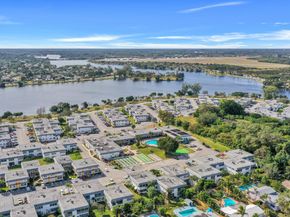 3240 Lake Osborne Drive 205, Lake Worth Beach FL 33461