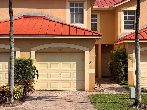 4107 Crystal Lake Dr 1, Deerfield Beach FL 33064