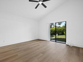 17 Paxford Lane, Boynton Beach FL 33426