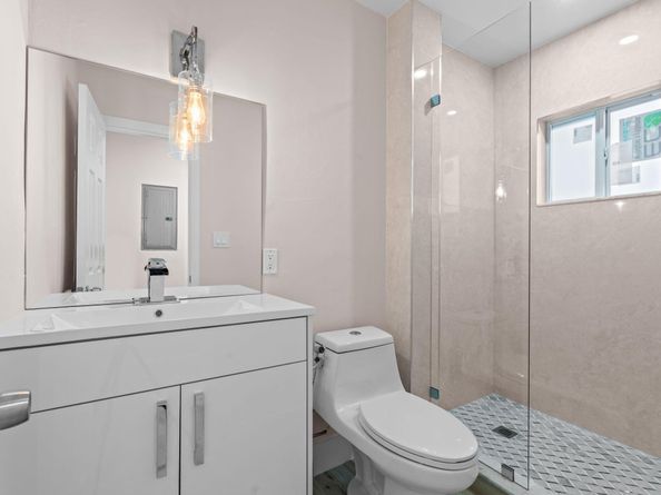 815 Hunter Street, West Palm Beach FL 33405