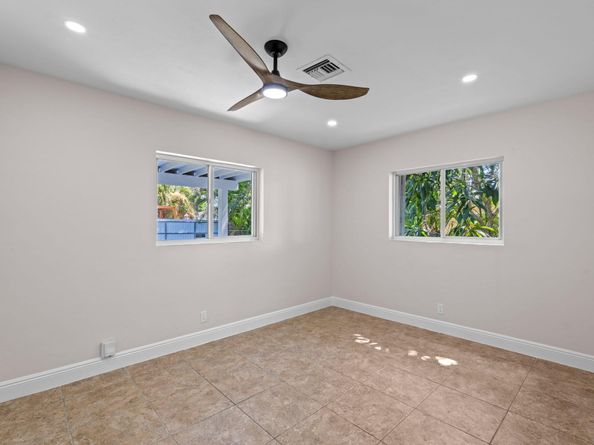 815 Hunter Street, West Palm Beach FL 33405
