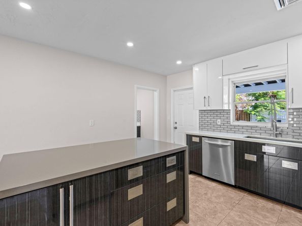 815 Hunter Street, West Palm Beach FL 33405