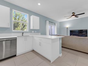 11883 NW 46th St, Coral Springs FL 33076