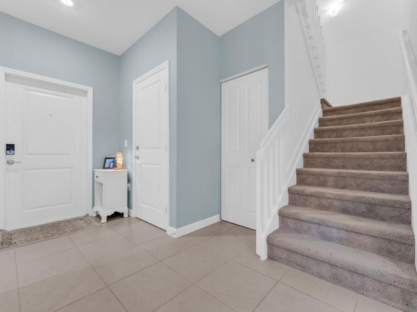 11883 NW 46th St, Coral Springs FL 33076