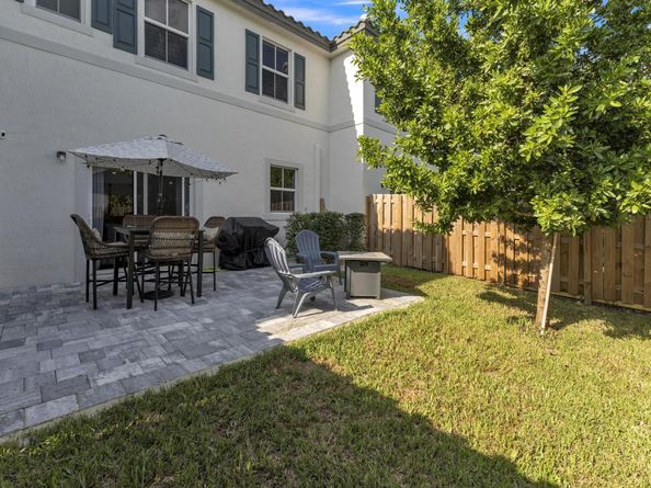 11883 NW 46th St, Coral Springs FL 33076