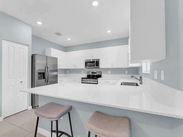 11883 NW 46th St, Coral Springs FL 33076