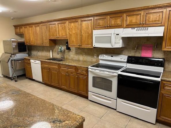 7705 NW 5th Ct 101, Margate FL 33063