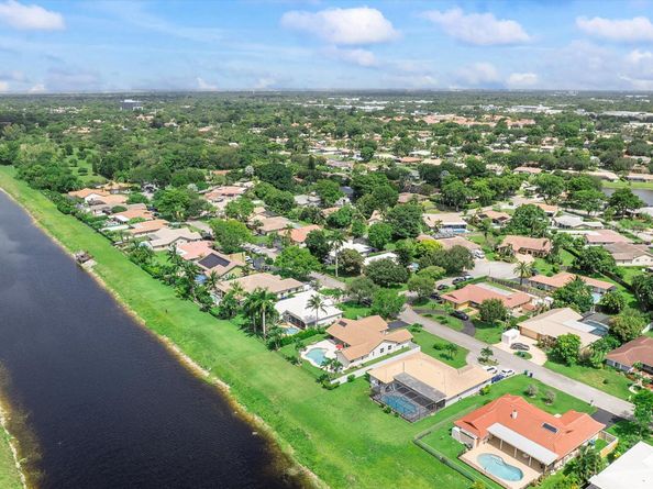 8684 SW 1st Pl, Coral Springs FL 33071