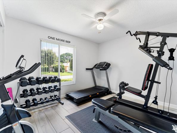 8684 SW 1st Pl, Coral Springs FL 33071