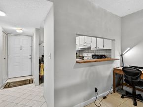 7142 Golf Colony Court 102, Lake Worth FL 33467
