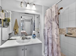 7142 Golf Colony Court 102, Lake Worth FL 33467