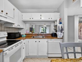 7142 Golf Colony Court 102, Lake Worth FL 33467