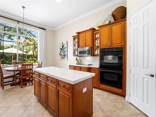 11936 NW 78th Pl, Parkland FL 33076