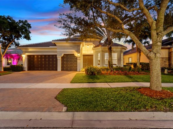 11936 NW 78th Pl, Parkland FL 33076