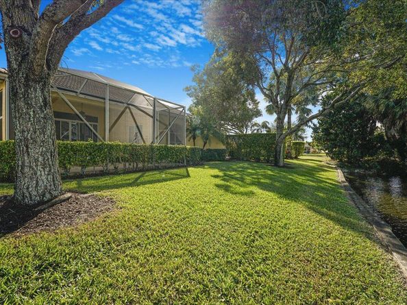 5605 Fountains Drive S, Lake Worth FL 33467