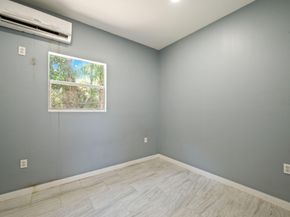 2587 E Road, Loxahatchee Groves FL 33470