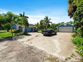 2587 E Road, Loxahatchee Groves FL 33470