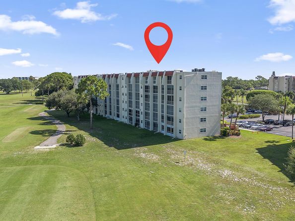 3871 Via Poinciana 201, Lake Worth FL 33467